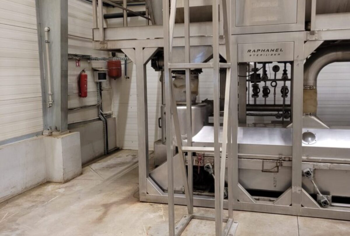 sterylizacja-surowcow-768x1024-1200x809